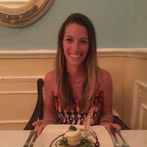 Meet your Posher, Rebekah